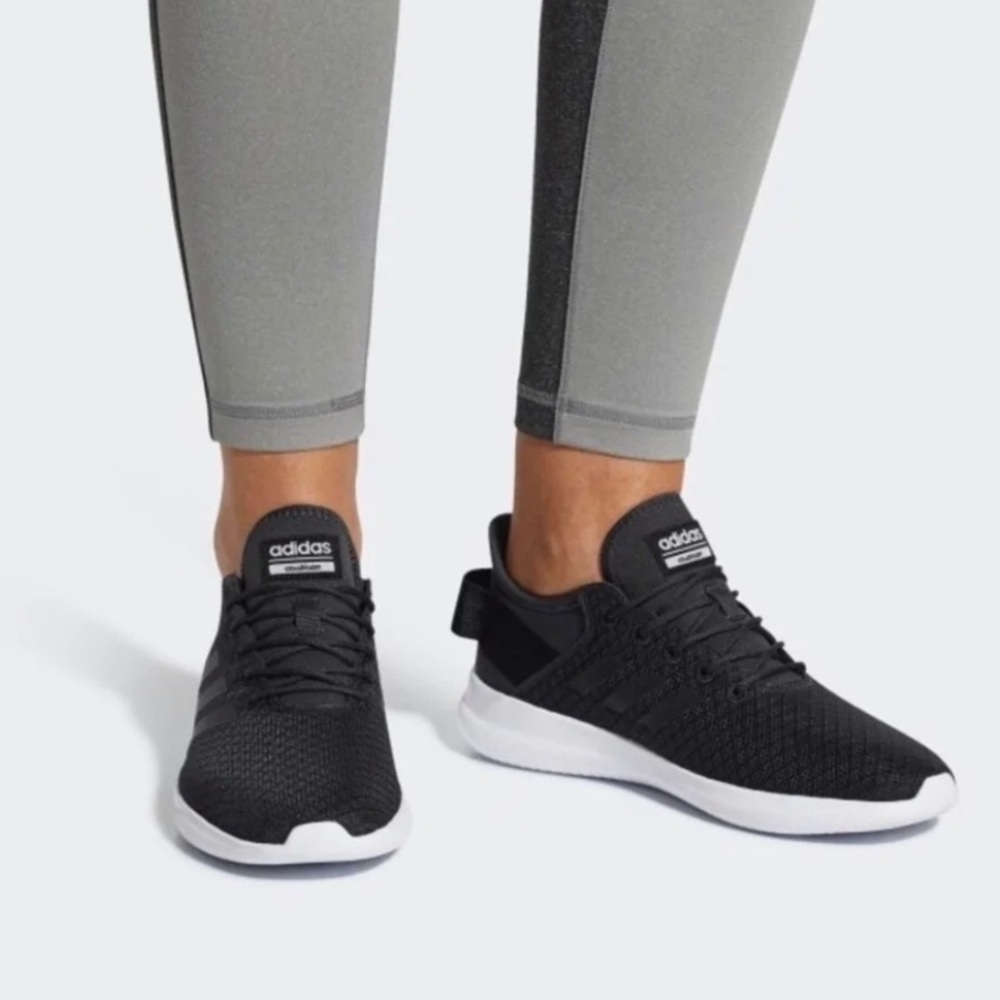SIZE 8.5 Adidas Women's QT Flex Shoes - Picture 8 of 8